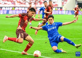 从难民营到足球明星的逆袭之路
